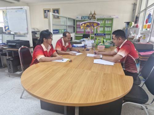 🌸🍃  พช.ลำทับ >>> ประชุมเจ้าหน้าที่พัฒนาชุมชนวางแผนการขับเคลื่อนงานพัฒนาชุมชน ไตรมาส ๑ ประจำปีงบประมาณ พ.ศ.๒๕๖๙