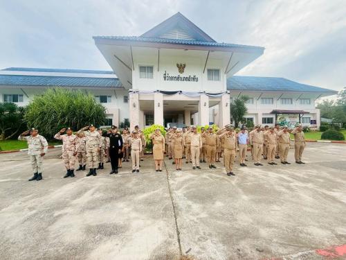 พช.ลำทับ " ร่วมกิจกรรมเคารพธงชาติเพื่อปลูกจิตสำนึกและสร้างความภูมิใจในความเป็นไทย "