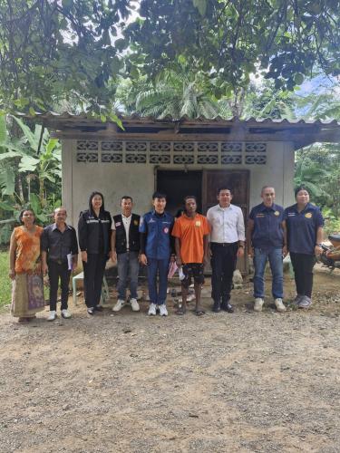 🌸🍃 " พช. ลำทับ ร่วมมูลนิธิป่อเต็กตึ๊ง ลงพื้นที่สำรวจครัวเรือนเป้าหมาย เตรียมสนับสนุนวัสดุประกอบอาชีพ "